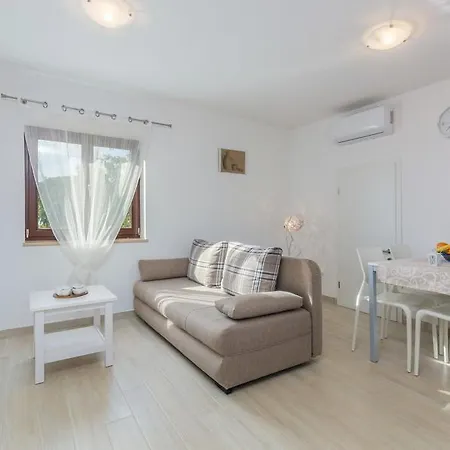 House Ren דירה